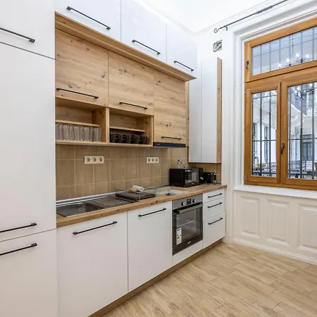 Apartamento Deluxe & Cozy Located Joseph Boulevard *