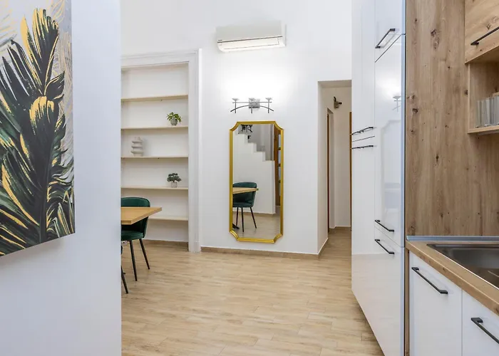 Deluxe & Cozy Located Joseph Boulevard