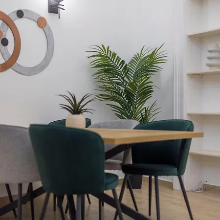 Apartamento Deluxe & Cozy Located Joseph Boulevard